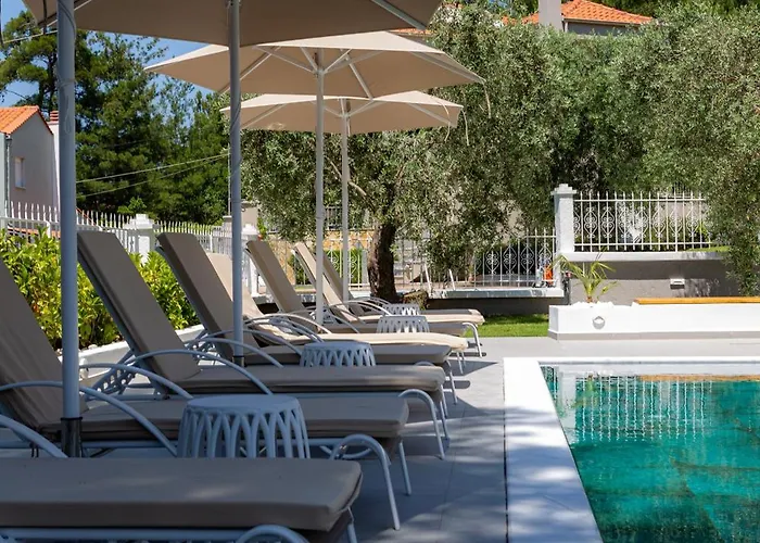 The Angeliki Boutique 2 *